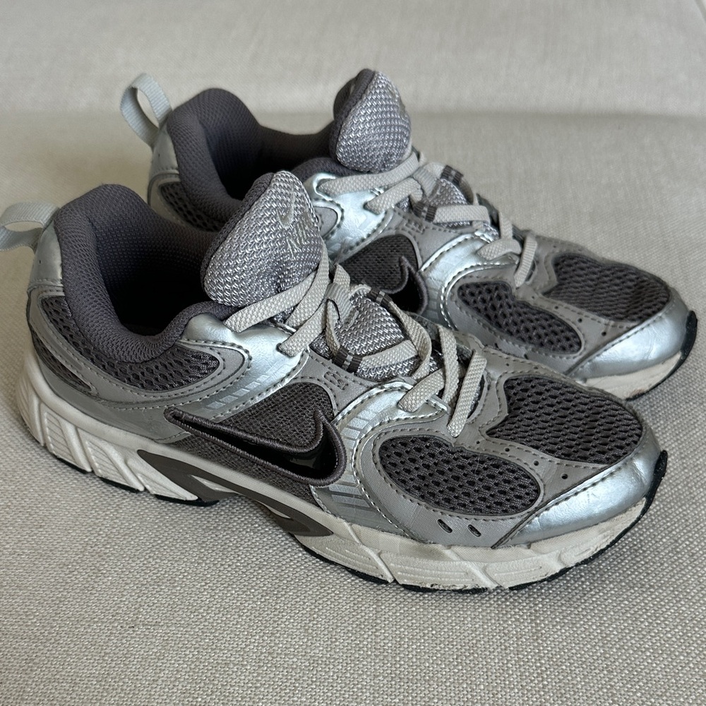 Nike Kids Metallic Silver and Black Sneakers